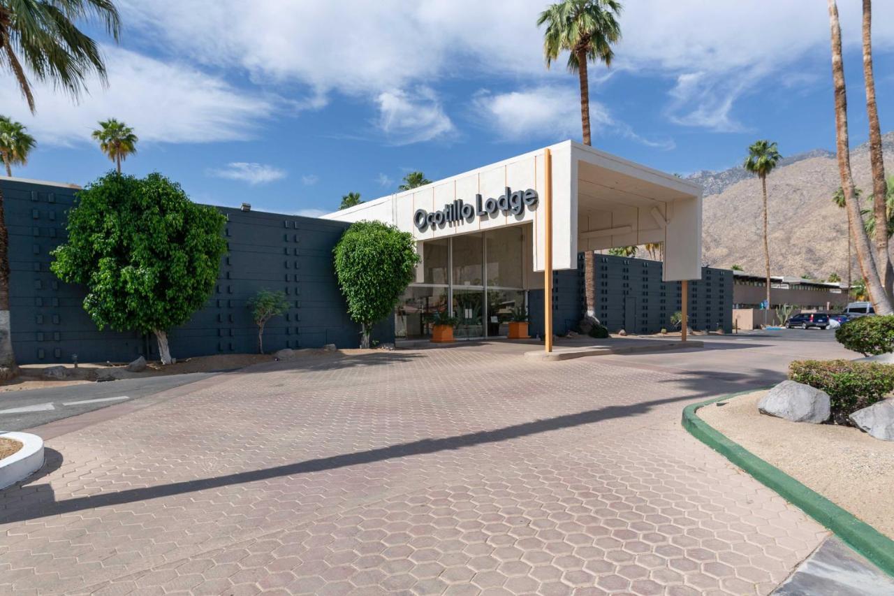 Mid-Century Palm Springs Bungalow With Patio! Exterior photo